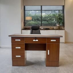 Informatique et bureautique . 🖥️ Bureau en bois 1.2m x 60cm – Design moderne avec rangements intégrés — vignette 3